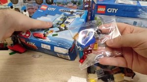 Обзор конструктора ЛЕГО СИТИ Полиция 60241 Полицейский отряд с собакой