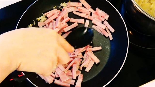 Как приготовить ПАСТА С ВЕТЧИНОЙ С СЫРОМ смотреть онлайн