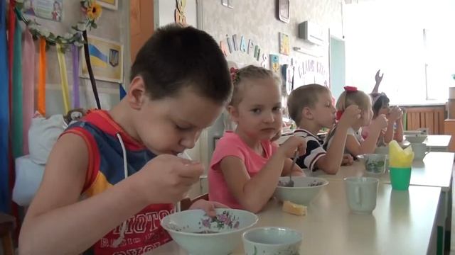 Завтрак в детском саду смотреть онлайн