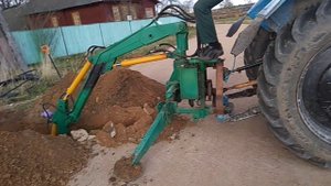 Самодельный экскаватор в работе с МТЗ 82.1