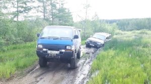 Как едет Land Cruiser 105 по болоту? Lexus LX 470 vs Land Cruiser 100 vs Terrano vs Hiace. OffRoad