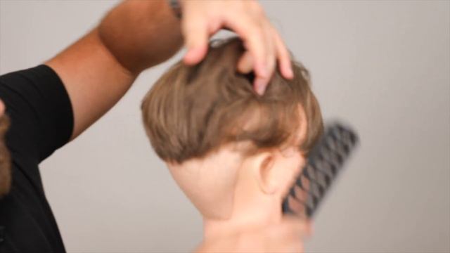 Undercut Haircut for Back to School - TheSalonGuy смотреть онлайн