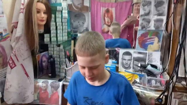 Постриглись под стрижку Цезарь. смотреть онлайн