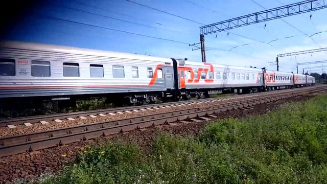 "Сплотка из ЭП2К с пассажирским" ЭП2К-396/212 с приветливой бригадой и поездом | Булатниково смотреть онлайн