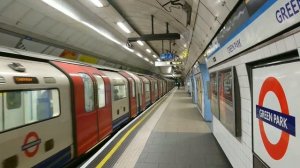 ШОК!!! ЛОНДОНСКОЕ МЕТРО В ЧАС-ПИК В ДНИ КАРАНТИНА