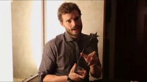 Jamie Dornan accepts STARmeter Award (HD)