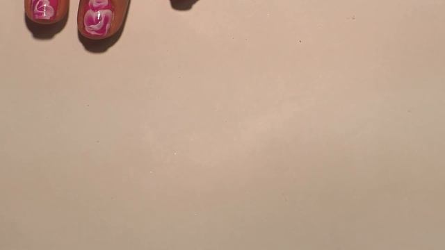 Удивителный дизайн ногтей Белые Розы смотреть онлайн