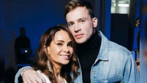 Айза Анохина выложила в Instagram фото своих гениталий