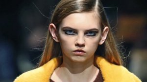 Новая мода. Вот такая внешность сегодня в цене. Новая модель Chanel. Molly Bair (Молли Бэйр)