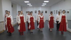 Народный танец. ХОРОВОД ( Folk dance. Runaround .)
