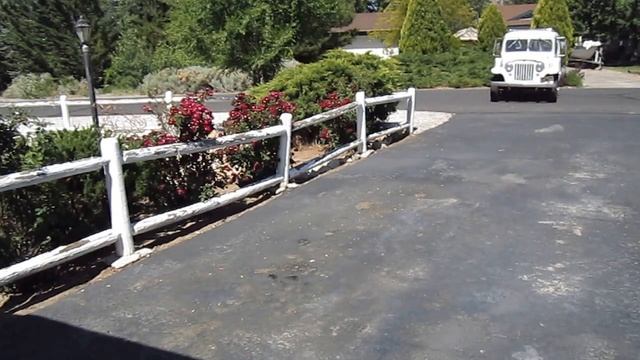 1952 Willys Jeep Station Wagon V8 3-speed runs & drives смотреть онлайн