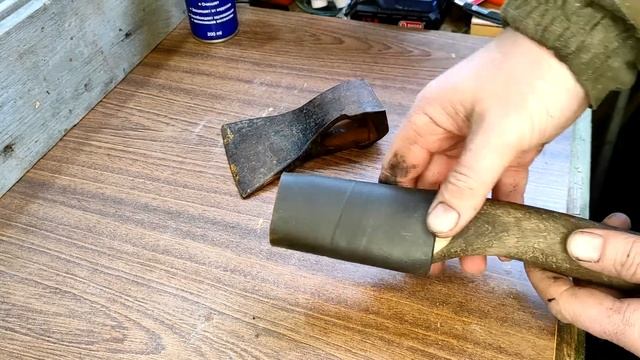 ЛЕСОРУБ показал, как НАСАДИТЬ любой ТОПОР, чтобы он НИКОГДА НЕ СЛЕТЕЛ #29 смотреть онлайн