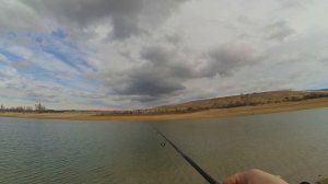 Рыбалка на Аянском водохранилище с берега осенью