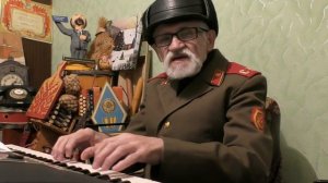 С.БОГУСЛАВСКИЙ, СЛ.О.ВЫСОЦКОЙ. "ПЕСНЯ О ПОГРАНИЧНИКЕ". ИСПОЛНЯЕТ Ф.В.ГИНЗБУРГ, РЯДОВОЙ ЗАПАСА.)