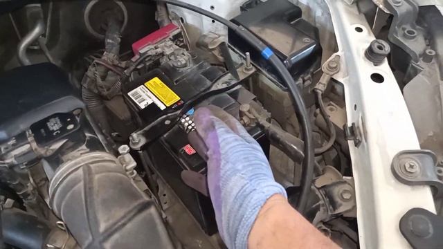 Toyota ist. сверх надёжная малолитражка. отзыв и обзор смотреть онлайн