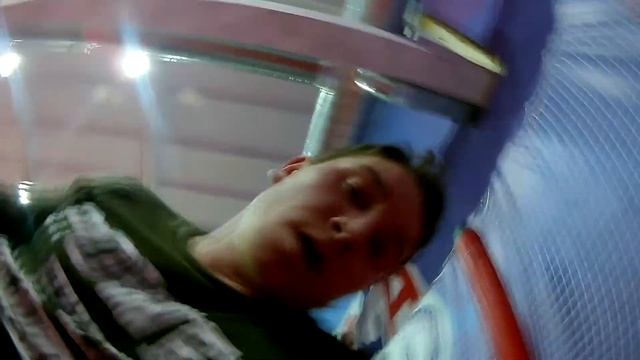 4К ЭКШН КАМЕРА EKEN H9 ОБЗОР! прыжки на батуте! смотреть онлайн