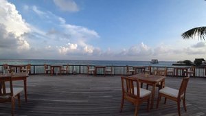 Остров Макунуду. Крошечный остров отель на Мальдивах. Отель Makunudu Island.