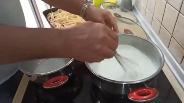 Соус бешамель. Рецепт приготовления. Греческая кухня. Готовит шеф повар греческой кухни!