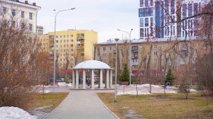 Walking in Ekaterinburg Russia |4K| - Chapaeva - Dekabristov - Park, Spring 2023 (March)