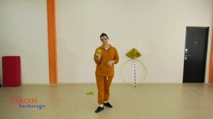 #жонглирование #цирковойпедагог #цирковаябанда Жонглирование от Виктории Лобыревой