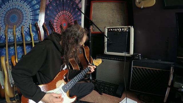 Harley Benton Tube 15 смотреть онлайн