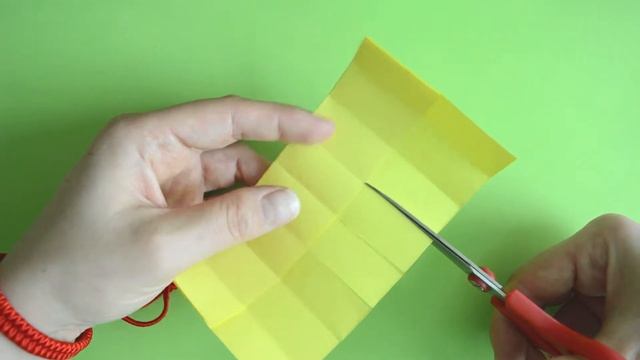 Чашка оригами из бумаги. Origami paper cup