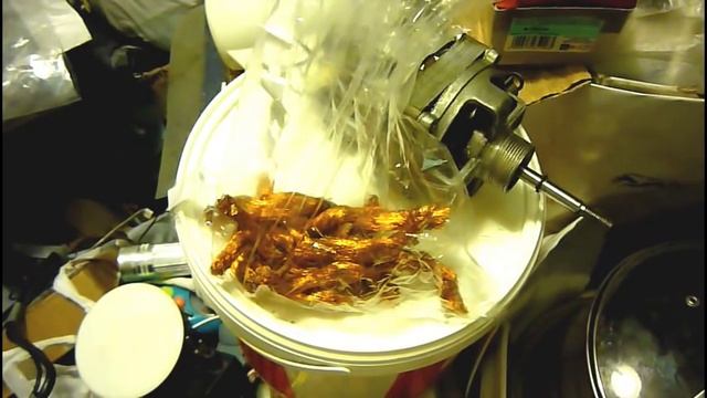 Сдаём медь или "курс молодого метало%ба" смотреть онлайн