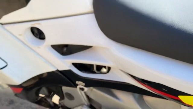 Honda CBR 600 F3 из Европы. Холодный запуск ? смотреть онлайн