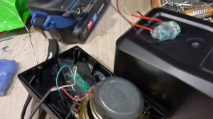 как я сделал из обычной дешёвый проводной колонки крутую беспроводную буквально за 300 рублей!!!