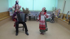 Я маленька - сл. и муз. Владимир Пипекин. Родионова Дарья (10 лет). 2021 г.