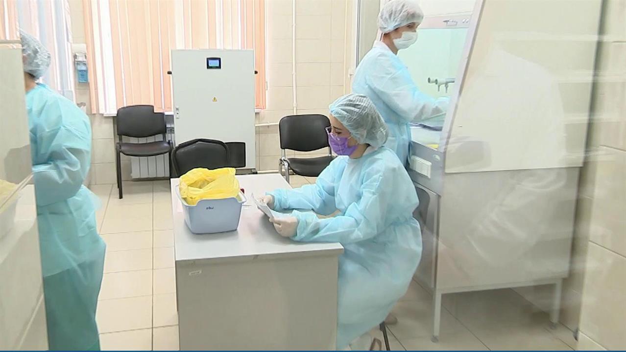 Роспотребнадзор сообщил, кого обязательно будут тестировать на наличие нового вируса