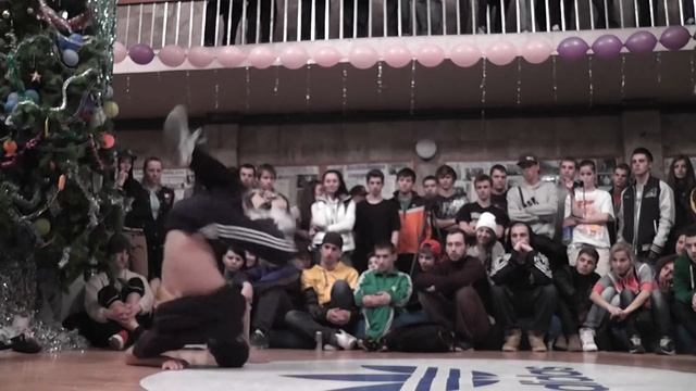 Телогрейка 2012 sten\flexo\mehanik vs gleb\uzeerock смотреть онлайн