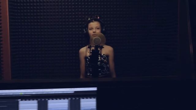 Песня в подарок дочке смотреть онлайн