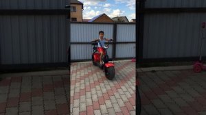 1 урок по вождению электро-скутера