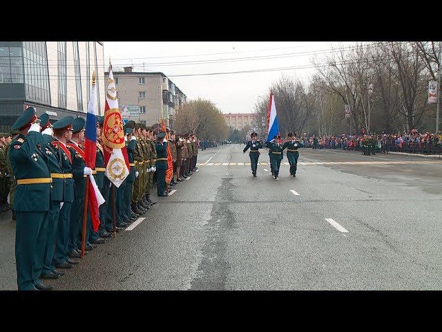 День бийска. Бийск день Победы 2018. С днем Победы видео. Гимн Бийска. Видео 9 мая в Бийске 2015 год.