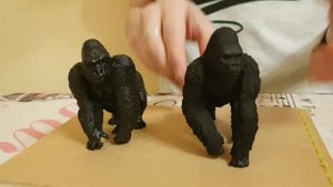 Обзор фигурки самца гориллы (Papo, 2005)