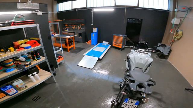 Bmw S1000XR 2021 Detailing e walkaround смотреть онлайн