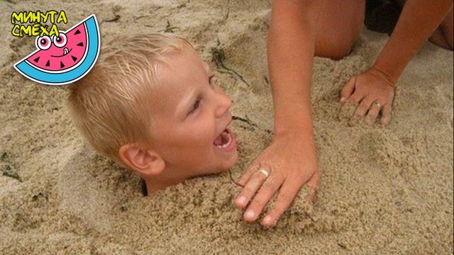 АНЕКДОТ НА ПЛЯЖЕ! смотреть онлайн