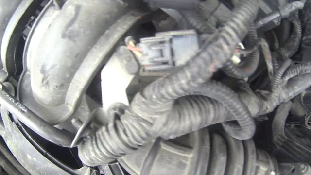 Чистка дроссельной заслонки и замена свечей на форд фокус 2. смотреть онлайн