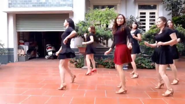 Nhảy line dance - Bachata смотреть онлайн