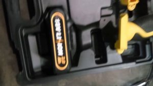 Китайский шуруповерт DeWALT 776 18v 2.0ah