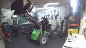 мини погрузчик крабовый ход