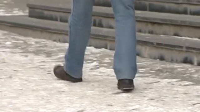 В этом сезоне не наблюдается увеличение уличного травматизма, связанного с гололедом смотреть онлайн