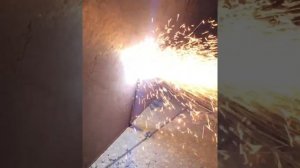 Режем металл плазморезом