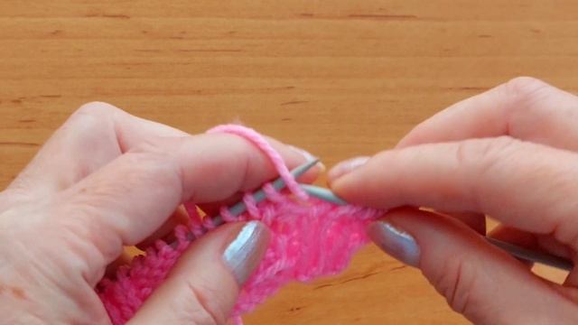 "Виноградная лоза " Нежный узор спицами для свитера, жилета, кофточки.