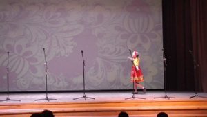 Прохорова Алевтина - солистка детского ансамбля русской песни "Ладушки", песня "Балалаечка"