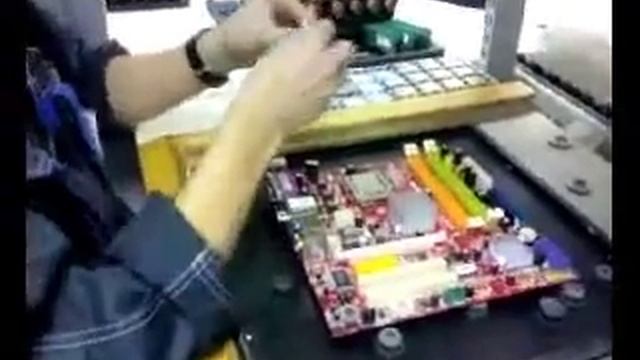 Как в России собирают компьютеры (Made computers in Russia) смотреть онлайн