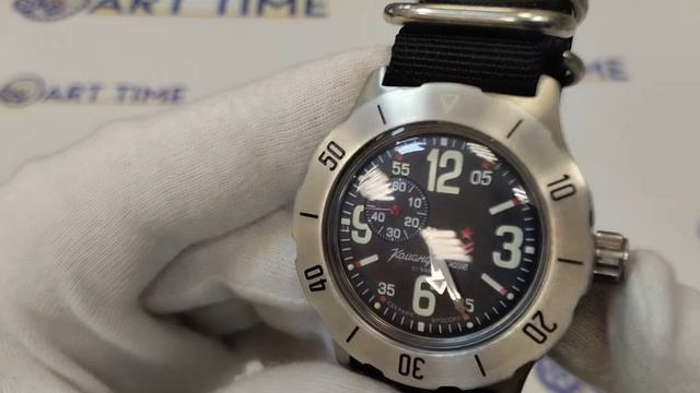 Видео обзор механических наручных часов ВОСТОК 2415 (350748) смотреть онлайн