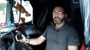 installazione antenna cb su camion Renault T by truck point