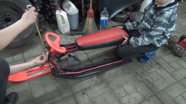 Делаем аэроснегокат из детского снегоката ,часть №1 обзор запчастей. смотреть онлайн